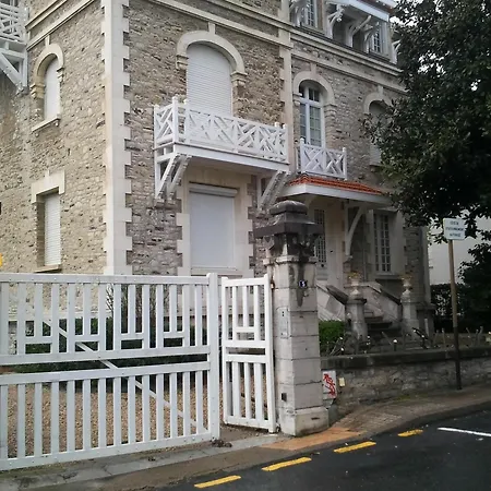 With One Bedroom In Biarritz, With Wonderful View, Furn Διαμέρισμα